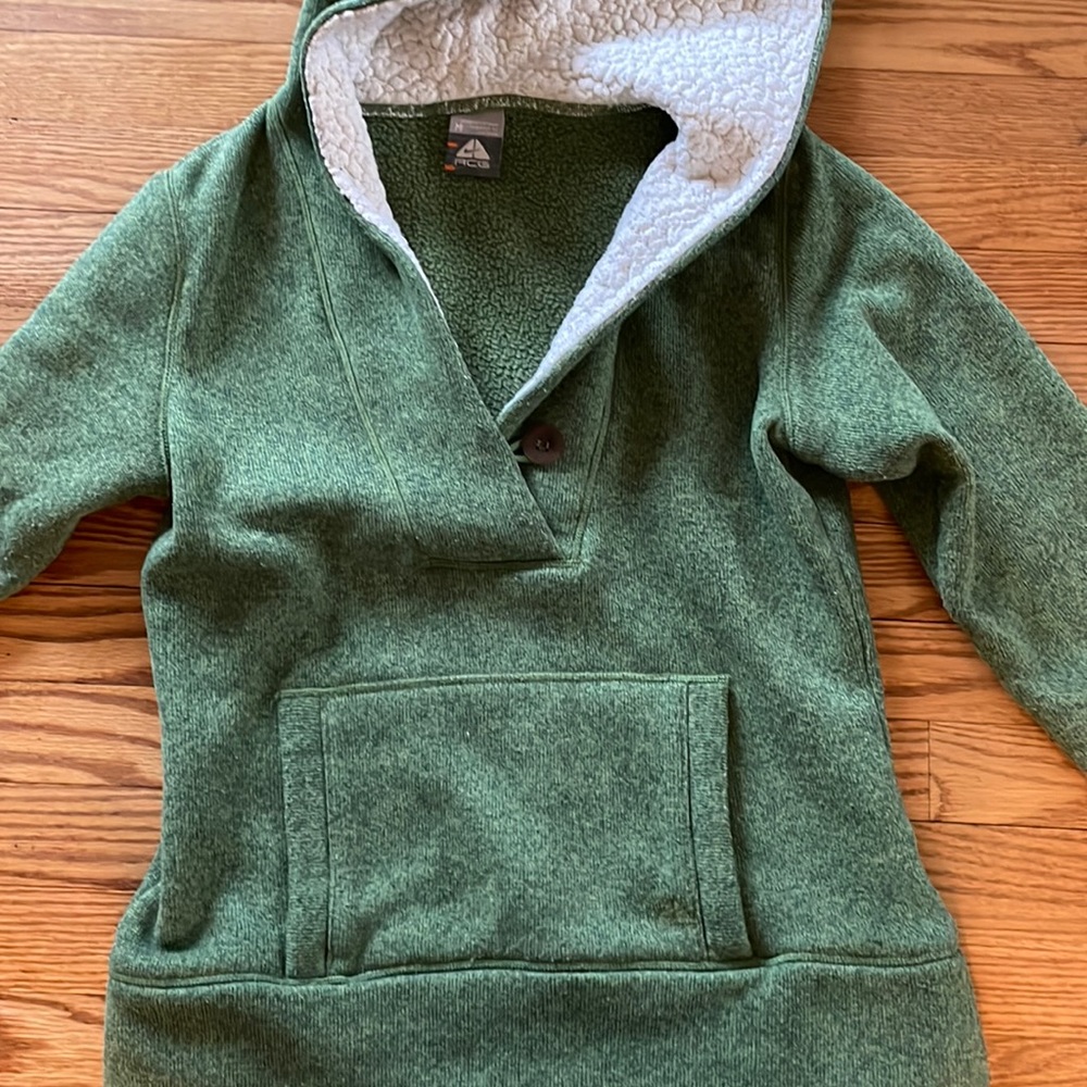 Green Nike ACG pull over